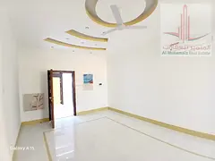 For sale: Building in Al-Hamidiyah, residential/commercial, ground floor + 5 parking spaces + 12