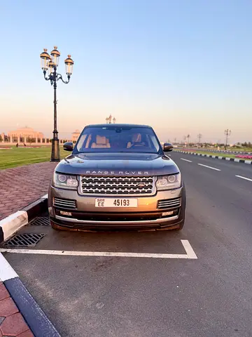 Range Rover Supercharged 2017 | 6 Cyl | Personal Use | Panoramic