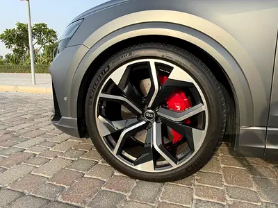 صورة 13 لـ 2021 AUDI RS Q8