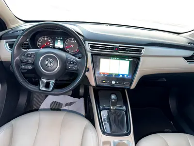 MG MG5 Luxury, миниатюра 12
