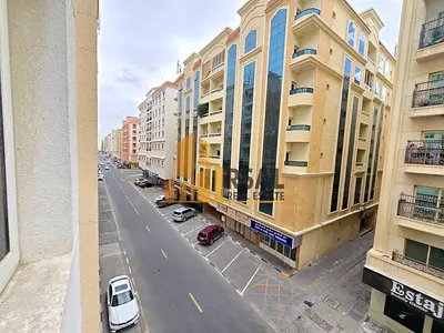 Very Spacious Studio in Muwaileh commercial Sharjah ?