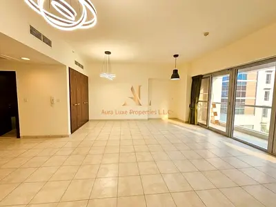 Very Spacious Studio | kitchen Appliances