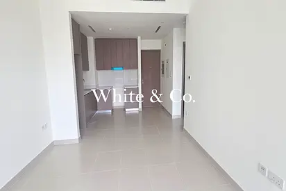 HIGH FLOOR | MALL VIEW | SPACIOUS LAYOUT