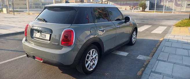صورة 4 لـ 2017 MINI COOPER