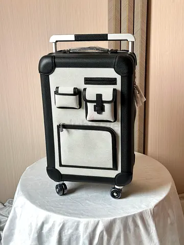 Hermes R.M.S Cargo cabin suitcase
