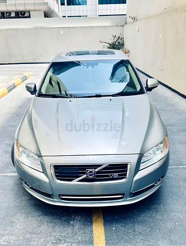 2010 VOLVO S80-AWD-PREMIUM EDITION V8-GCC-NO ACCIDENT-LOOKS AND DRIVES GREAT !