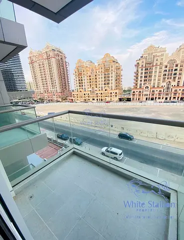 Well Maintained Studio | Balcony | High Floor