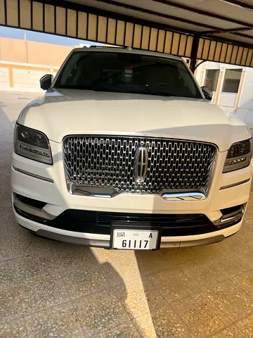 صورة 1 لـ 2021 Lincoln NAVIGATOR