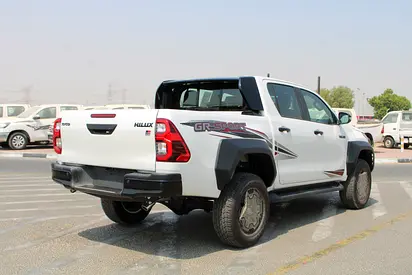 صورة 4 لـ 2026 Toyota HILUX