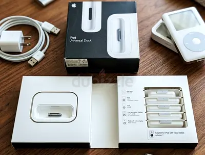 Apple iPod Universal Dock (30-Pin) with Original Box – Vintage Retro Accessory