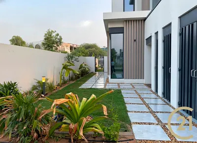 Prime Location | Flexible Cheques | Vacant Soon