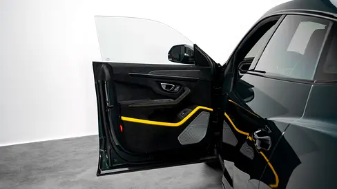 2024 Lamborghini URUS 照片 8