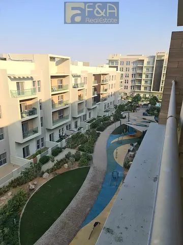 Elegant 1 bedroom with balcony|Corner Unit |Block C