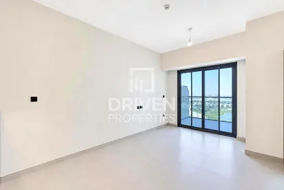Exclusive 3yr Contract | Upfront Payment | Vacant