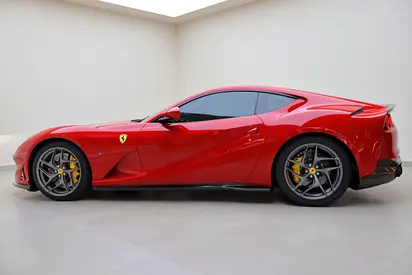 2020 Ferrari 812 — фото 4
