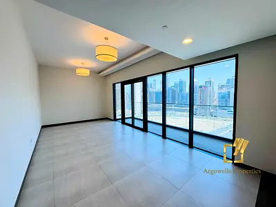 BURJ VIEW | 2-Bedroom Apartment | 2 Parking