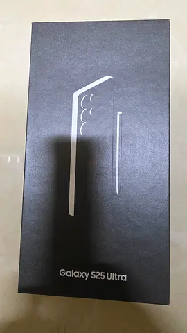 Samsung Galaxy S25 Ultra - with original Box