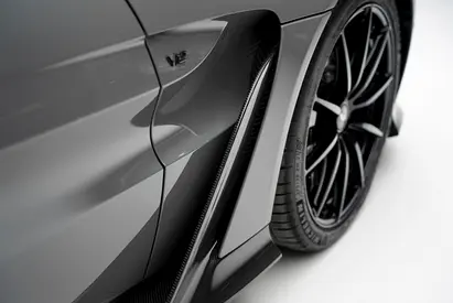 صورة مصغرة 9 لـ 2023 Aston Martin VANTAGE