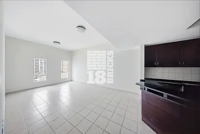 Vacant 2Bed+ Store | Near Metro | Exclusive
