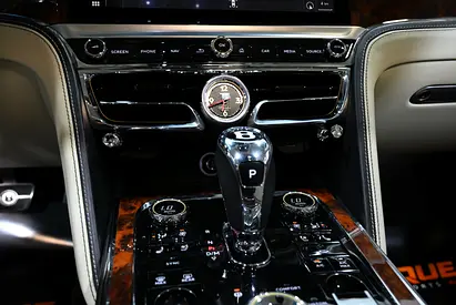 صورة مصغرة 16 لـ 2020 Bentley FLYING SPUR