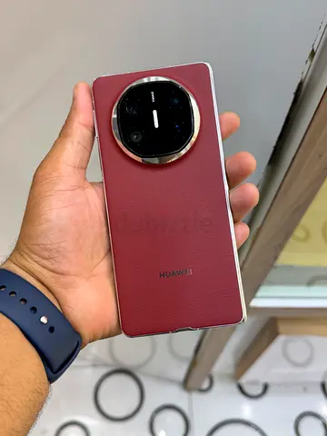 Huawei mate X6