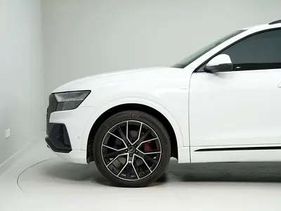 Audi Q8 55 TFSI quattro S line, миниатюра 4