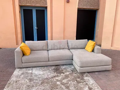 Crate&barrel Sectional sofa