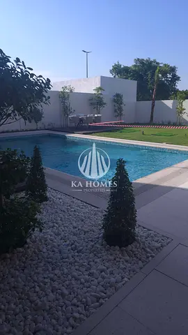 🌳 Ready Villas in a Prestigious Gated Community