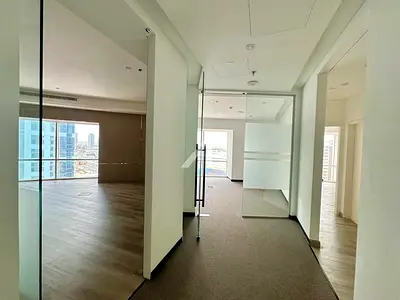 Prime Location | Main Road View | Close to Metro