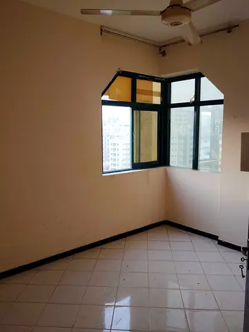 WE HAVE 1BHK APARTMENT NEAR AL MADINA MARKET