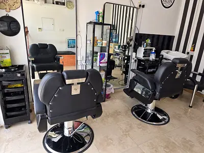 Running Mens Saloon for sale