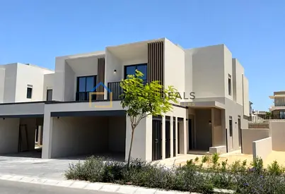 Spacious 4BR+M Townhouse for Sale on a Huge Plot