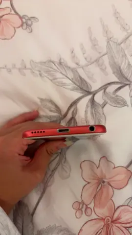 Used hot pink I phone 6