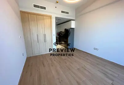Big Layout | 1Min To Metro | Semi Furnished | Chiller Free