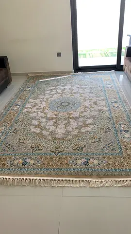 Traditional Middle Eastern Floral Patterned Rug with Tassels