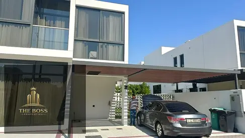 SINGLE ROW | PARK & POOL VIEW | STANDALONE
