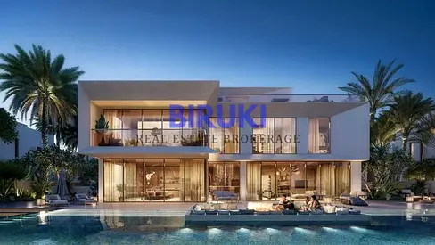 Luxurious villa | Rare Find | Big Plot