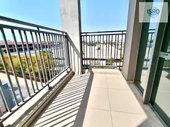 Amazing layout 2BR with balcony and spacious living in Uptown