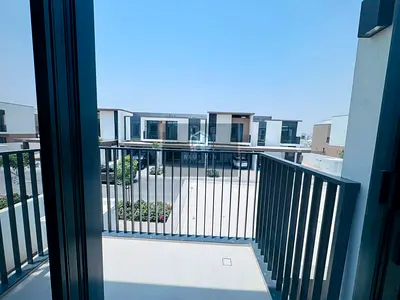 UnFurnished | Prime Internal Unit | Vacant Now
