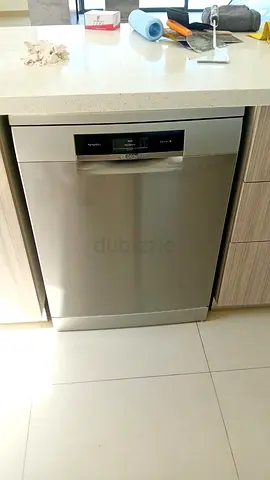 Bosch series 8 new model dishwasher 3 racks with wifi option like new condition