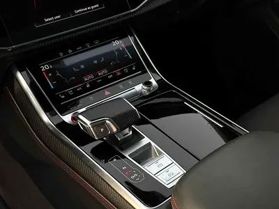 صورة 16 لـ 2021 AUDI RS Q8