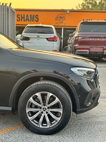 2024 Mercedes-BENZ GLC thumbnail 7