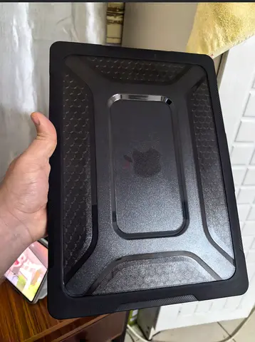 Apple macbook air m3 2024