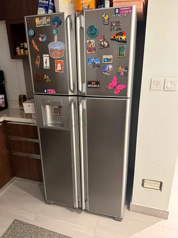 Hitachi Stainless Steel french door Refrigerator with Water Dispenser - Good Condition