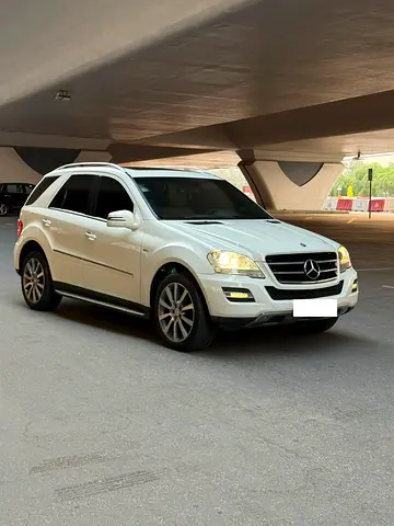2011 Mercedes ML500 Full option