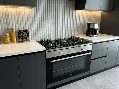 Bosch 90cm Built-In Gas Hob & Gas Oven – 5 Burners | Excellent Condition