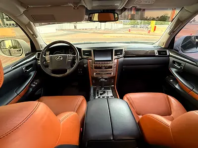 صورة مصغرة 7 لـ 2014 Lexus LX-SERIES
