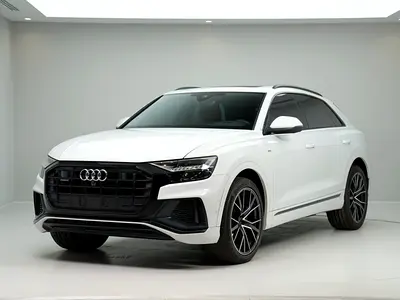 2022 Audi Q8 S line | GCC Specs | | AWD | Luxury SUV