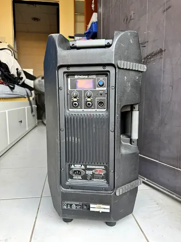 Urgent Sale! Presonus Air 12 PAIR 12 inch 1200KW