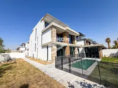 Luxury 5BR | Prime Location | Close to Lagoon | Ready Soon